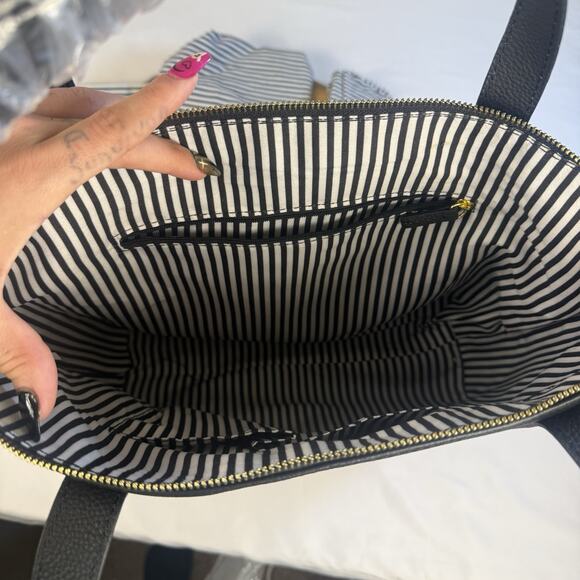 Joy Mangano Double Decker Leather Purse W/Tote & Wristlet 4 Piece Set NWT - Picture 7 of 8